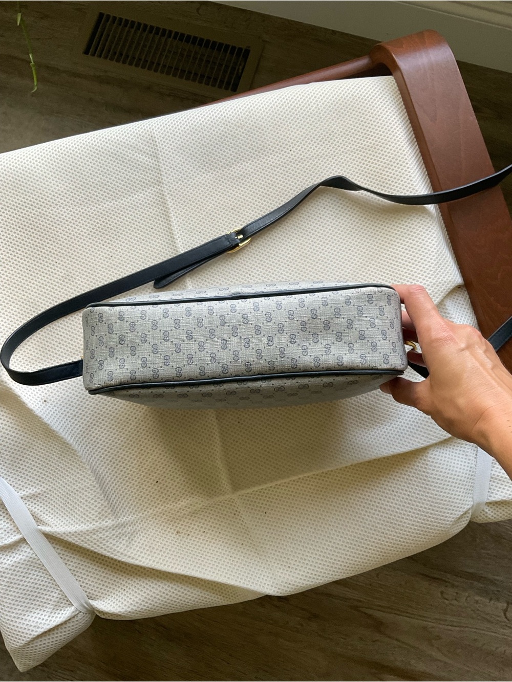 Gucci Bag - Picture 11 of 12